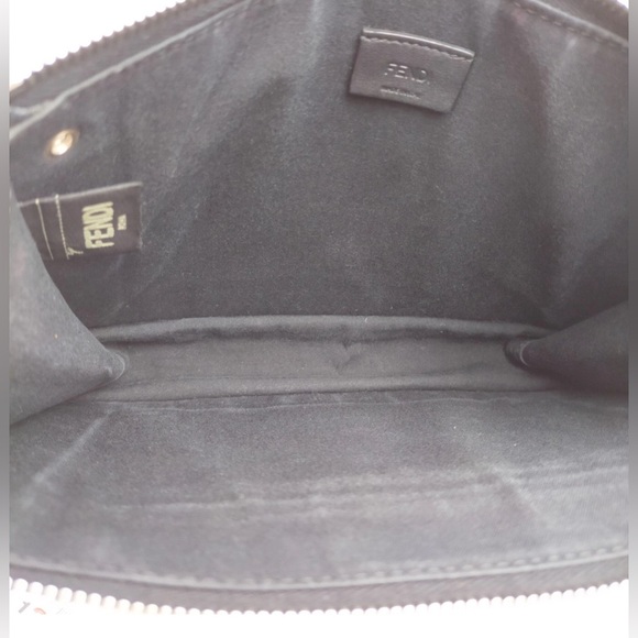 FENDI Vitello Dolce Studded 2 Jours Clutch 😍🔥 - Picture 7 of 12